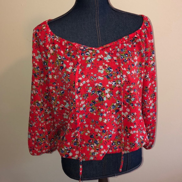 Forever 21 Tops - Forever 21 Floral Print Red Elastic Hem Boho Top